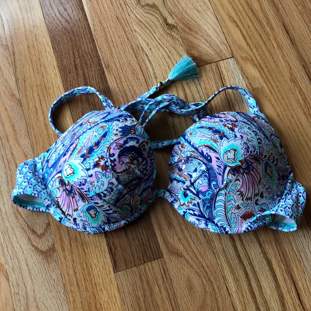 Victoria’s Secret push up bikini top 34D